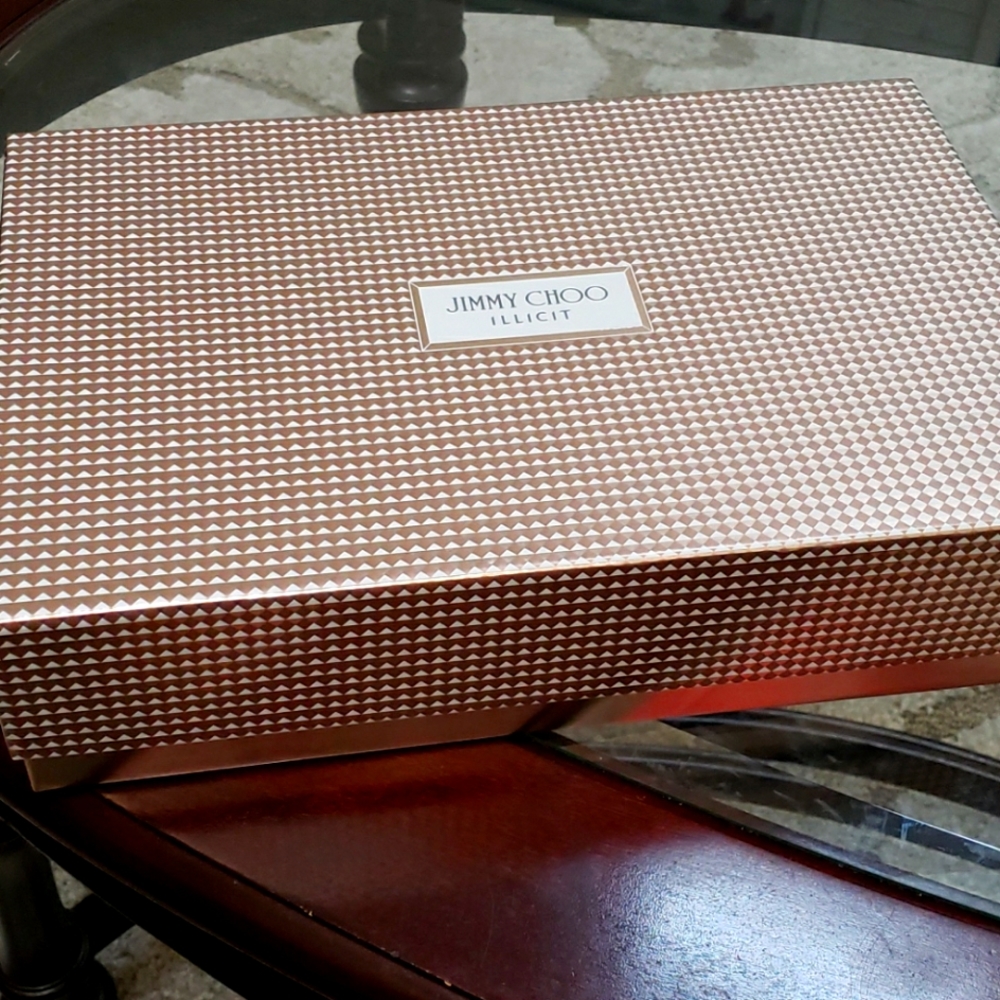 Jimmy Choo Illicit box